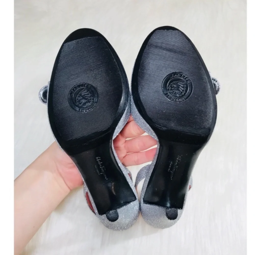 FERRAGAMO LUXURY HEELS
